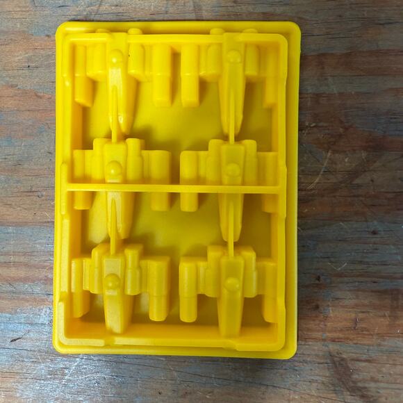 Lot Of 8 STAR WARS Silicone Ice Trays Baking Molds Chocolate Jello Candy Mold - Picture 3 of 11